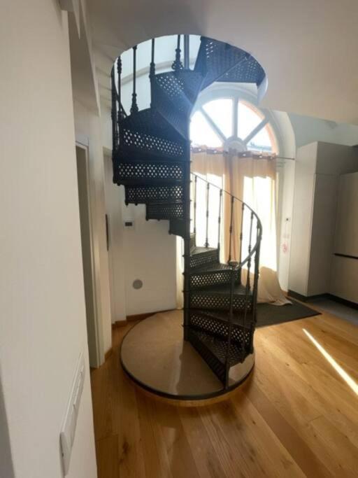 Ai Piedi Della Mole Apartment Торино Екстериор снимка